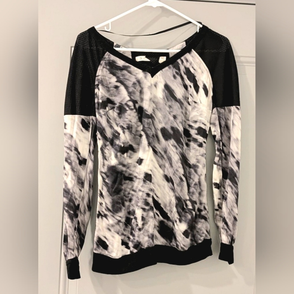blanc noir Black and White Tie-Dye Long Sleeve Top